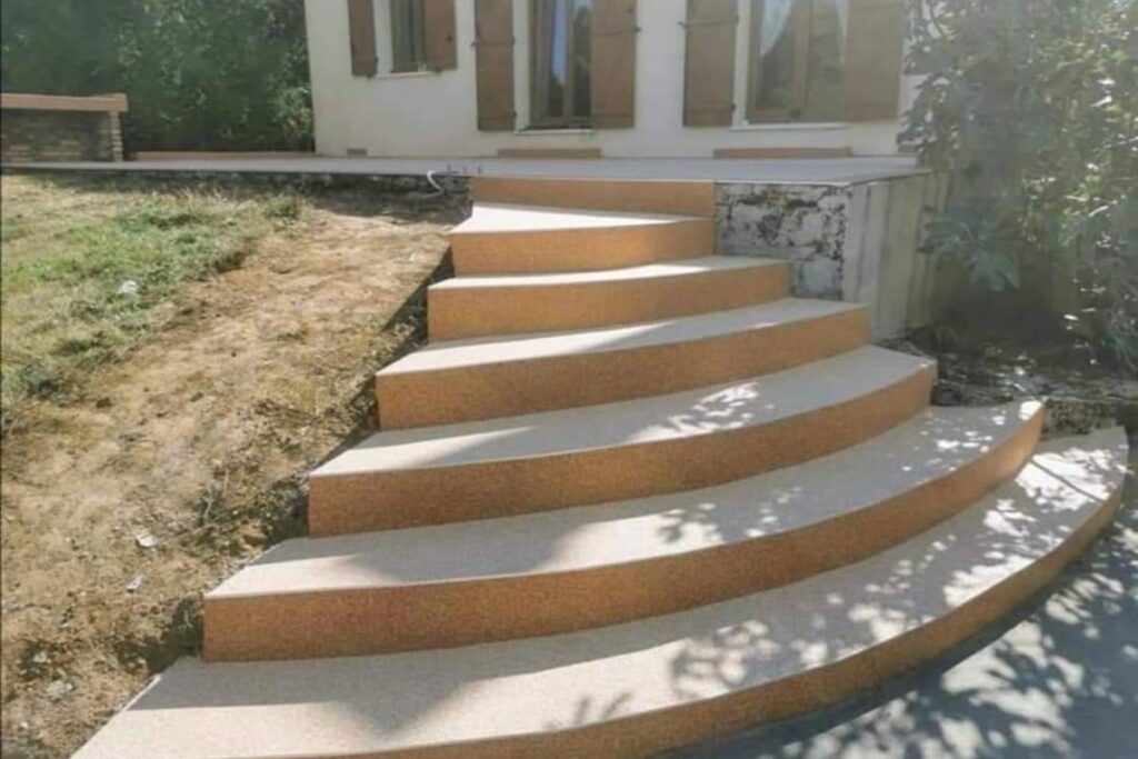 Escaliers en moquette de pierre